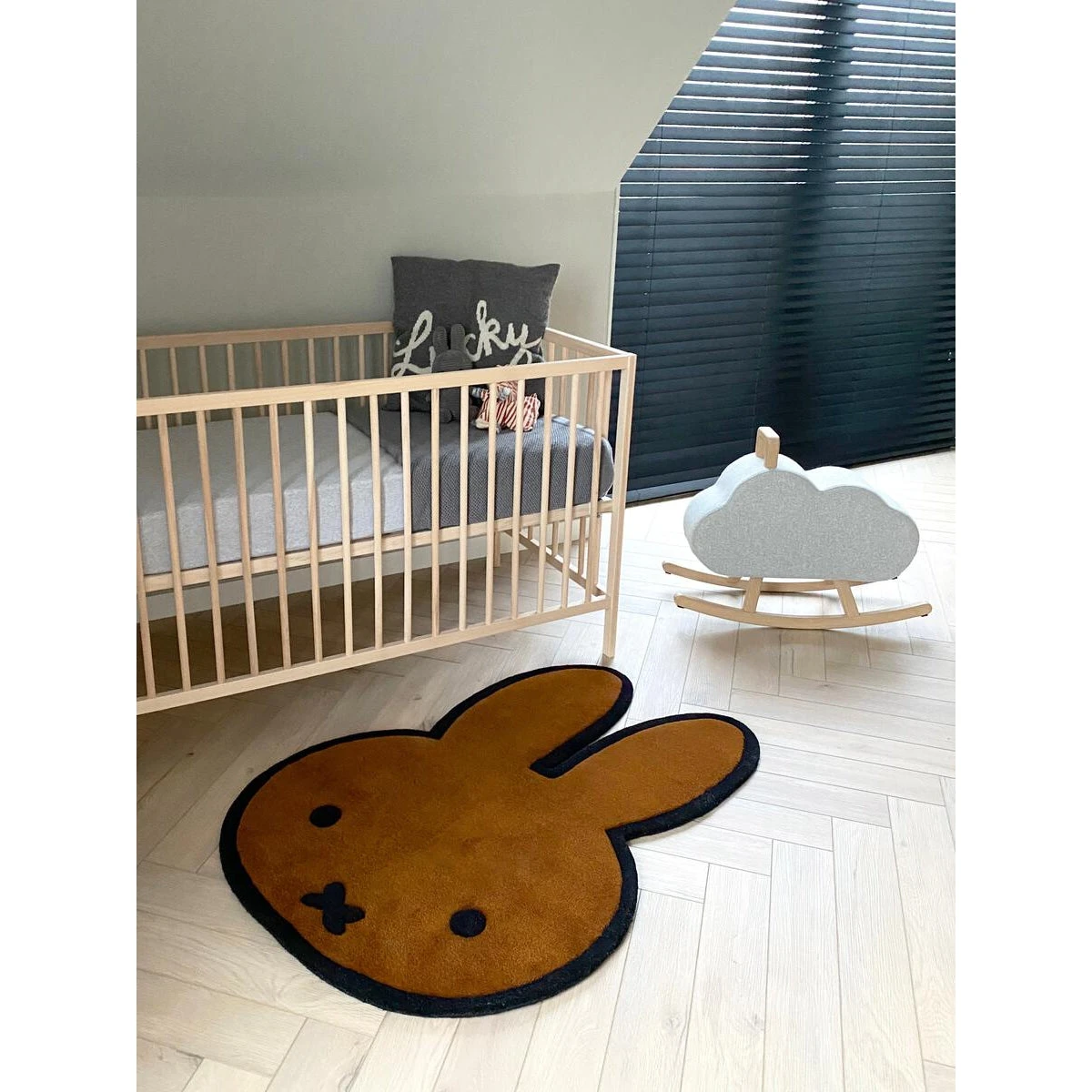 Melanie Floor Rug - Image 2