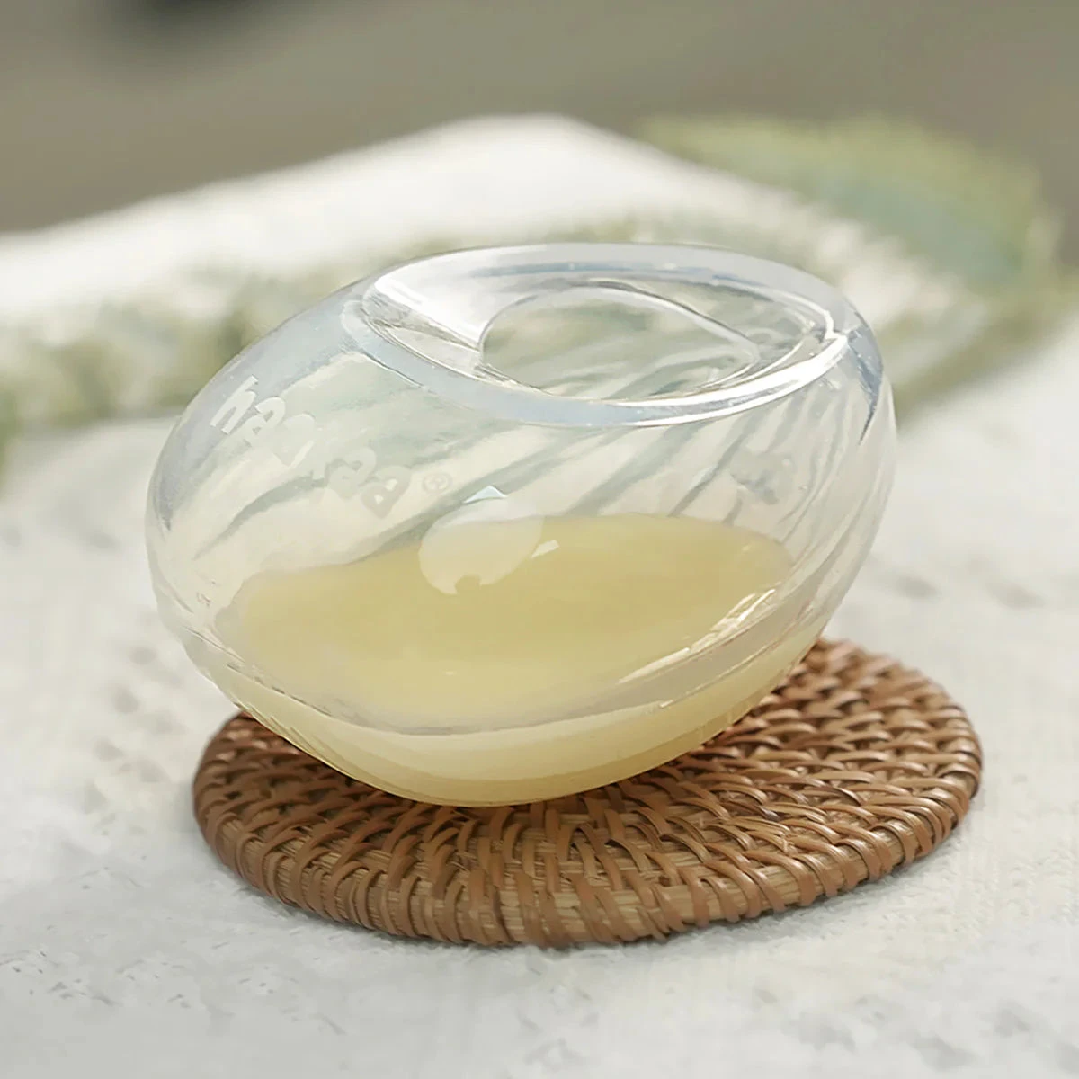 Haakaa Shell Wearable Silicone Pump- 75ml - Image 7