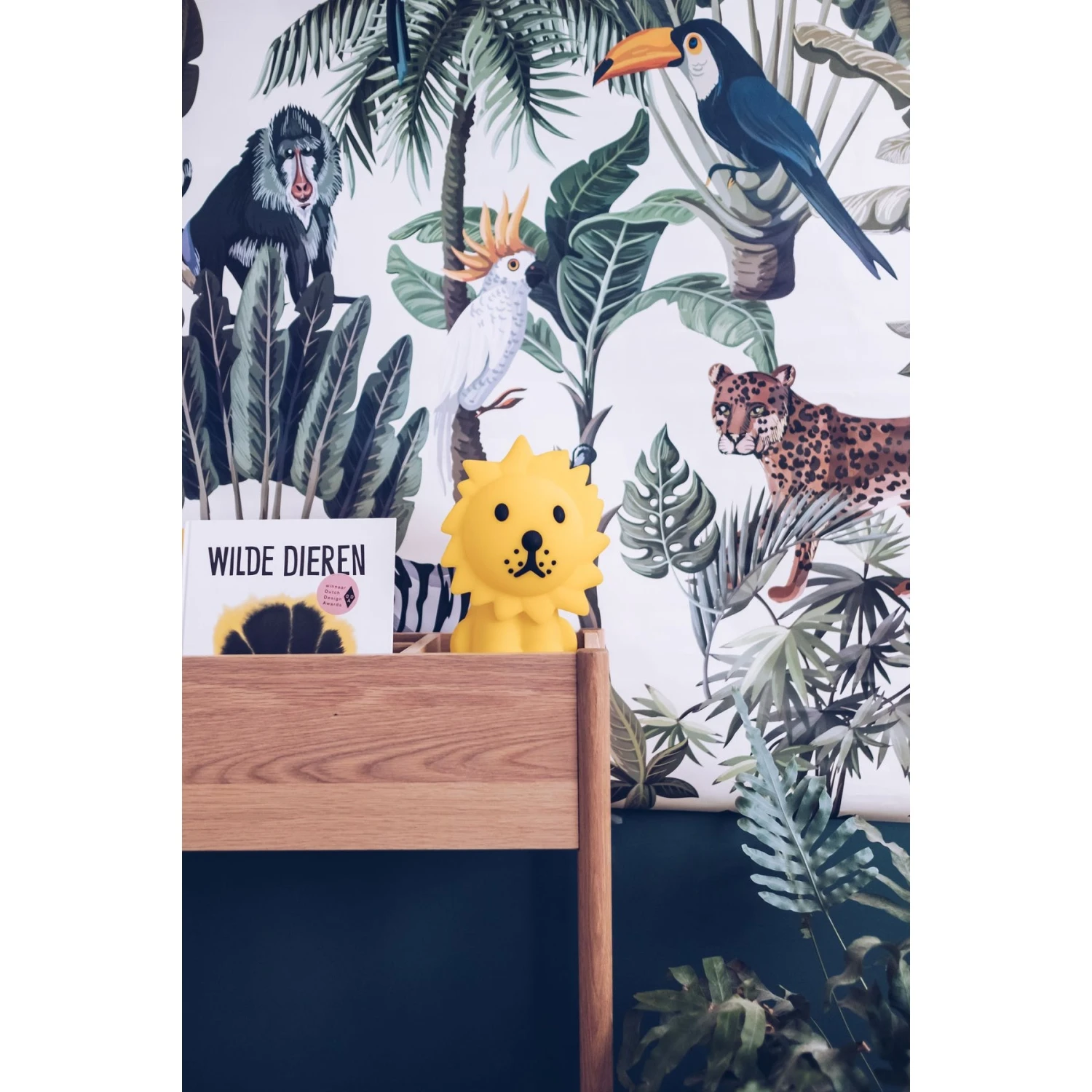 Mr. Maria Lion First Light Lamp - Image 3