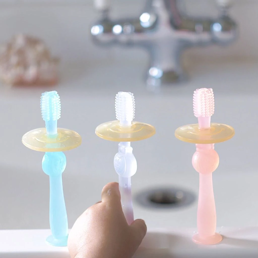 Haakaa 360° Silicone Toothbrush VARIOUS COLOURS - Image 2