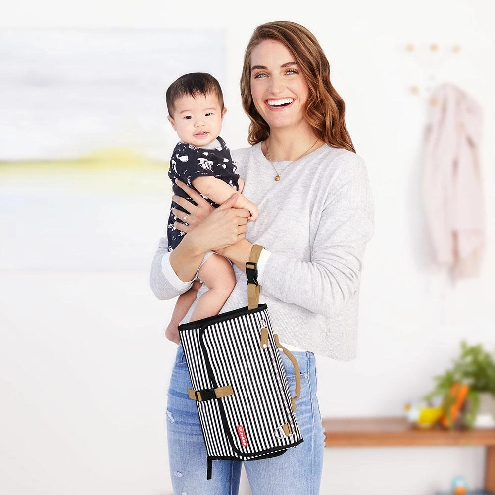 Skip Hop Pronton Changing Station VARIOUS COLOURS - Image 4