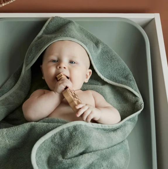 Leander Hooded Towel VARIOUS COLOURS - Image 3