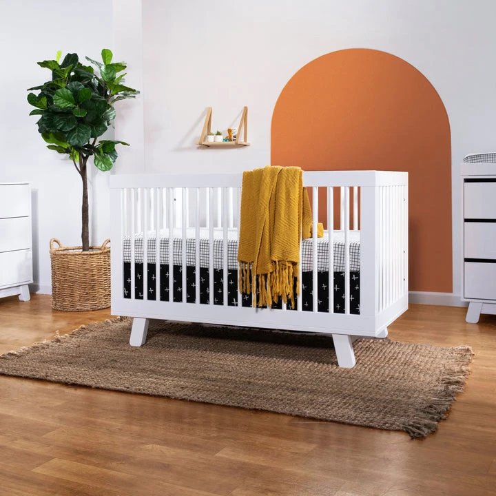 Babyletto Hudson Convertible Cot - Image 7